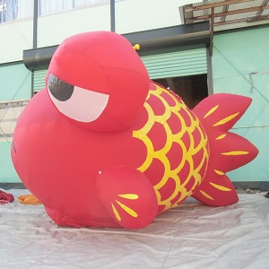 でめきん 赤・伏し目